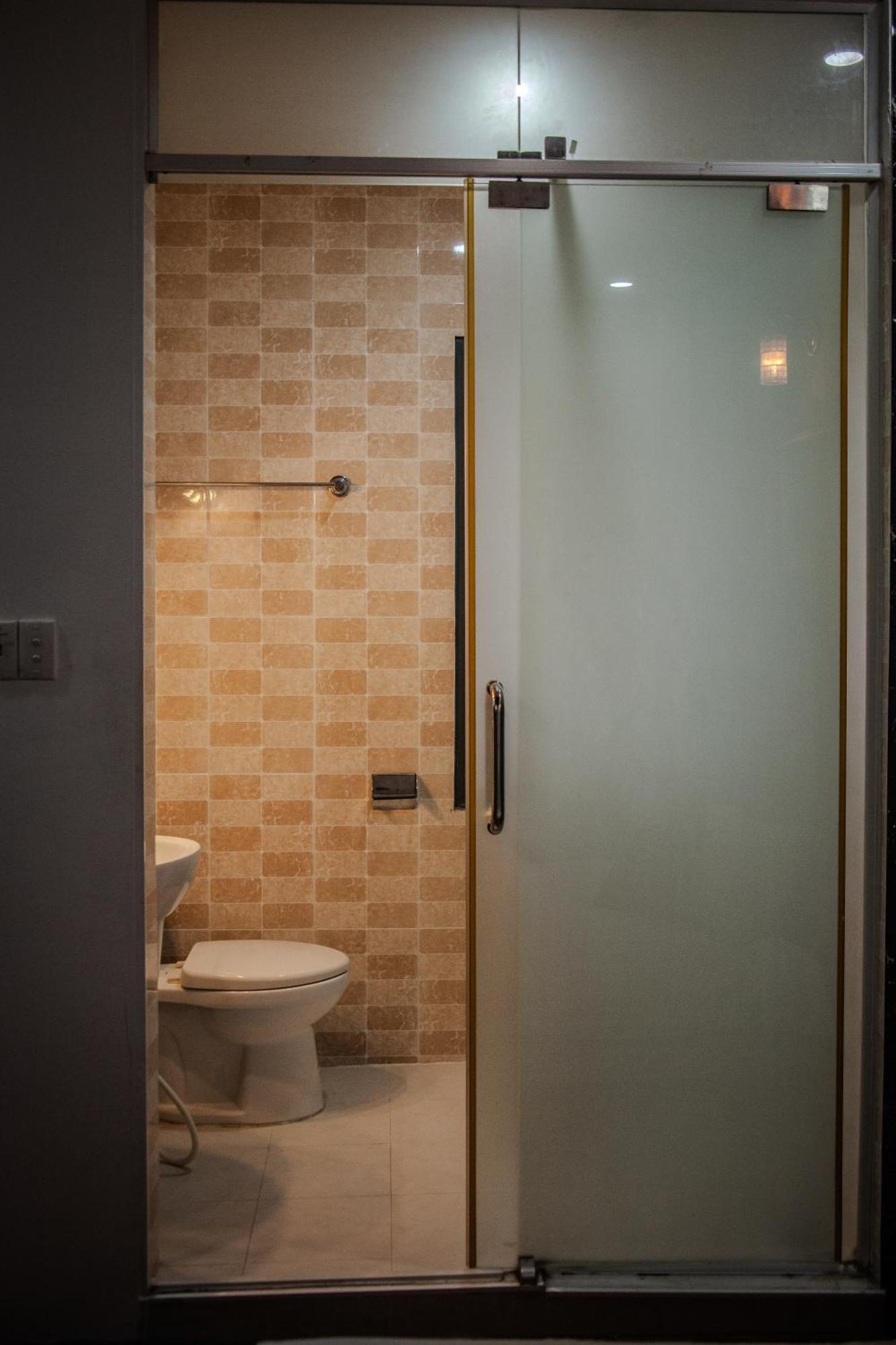 Saigon Hub Hostel Хошимин Екстериор снимка